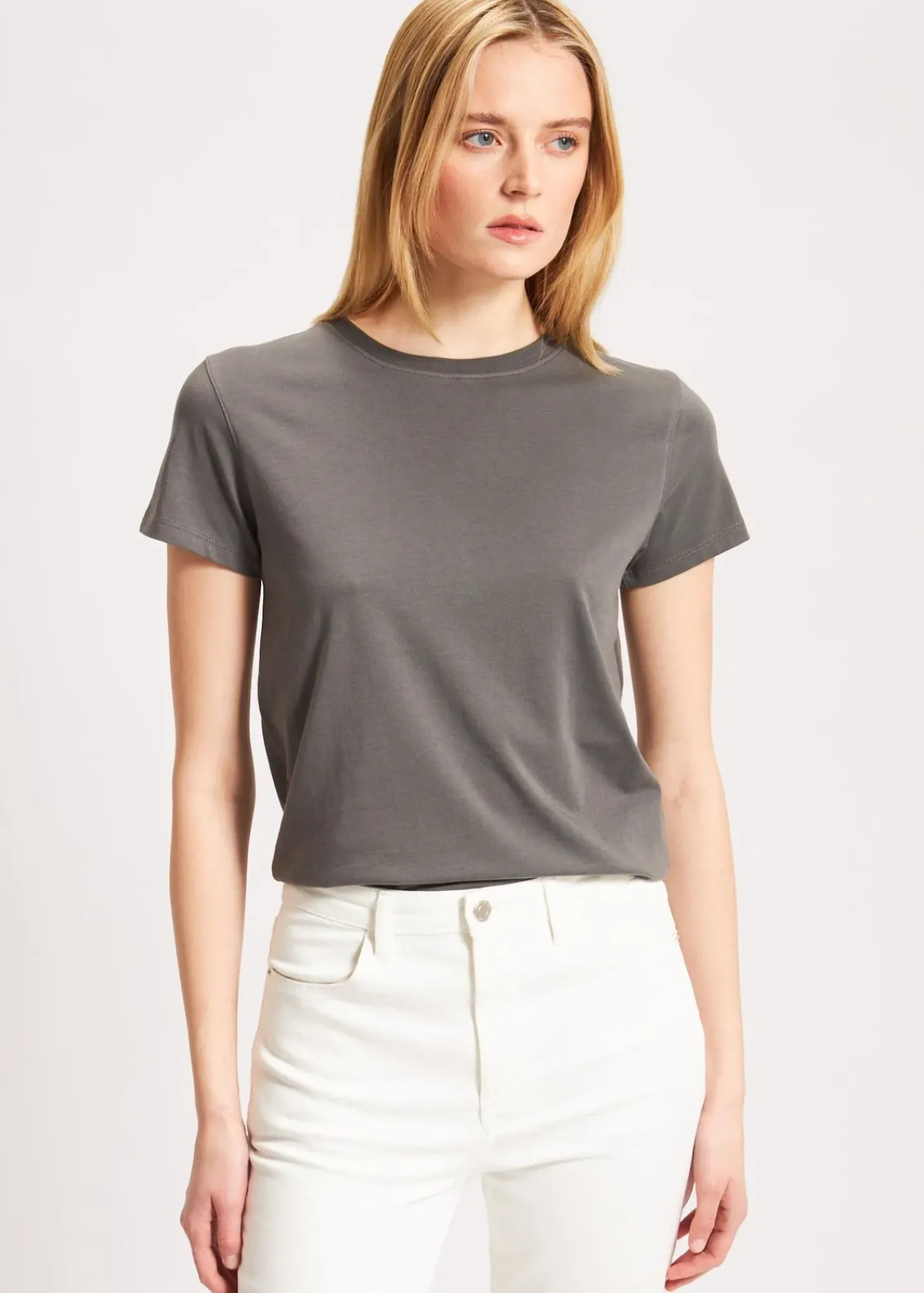 PATRICK ASSARAF Enzyme Wash Lightweight Pima Cotton V-Neck|Women T-Shirts
