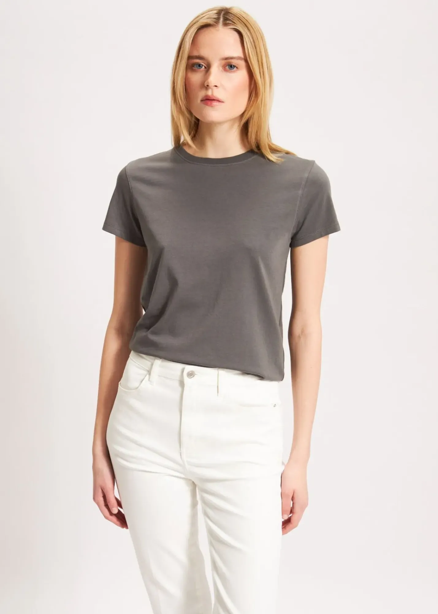 PATRICK ASSARAF Enzyme Wash Lightweight Pima Cotton V-Neck|Women T-Shirts
