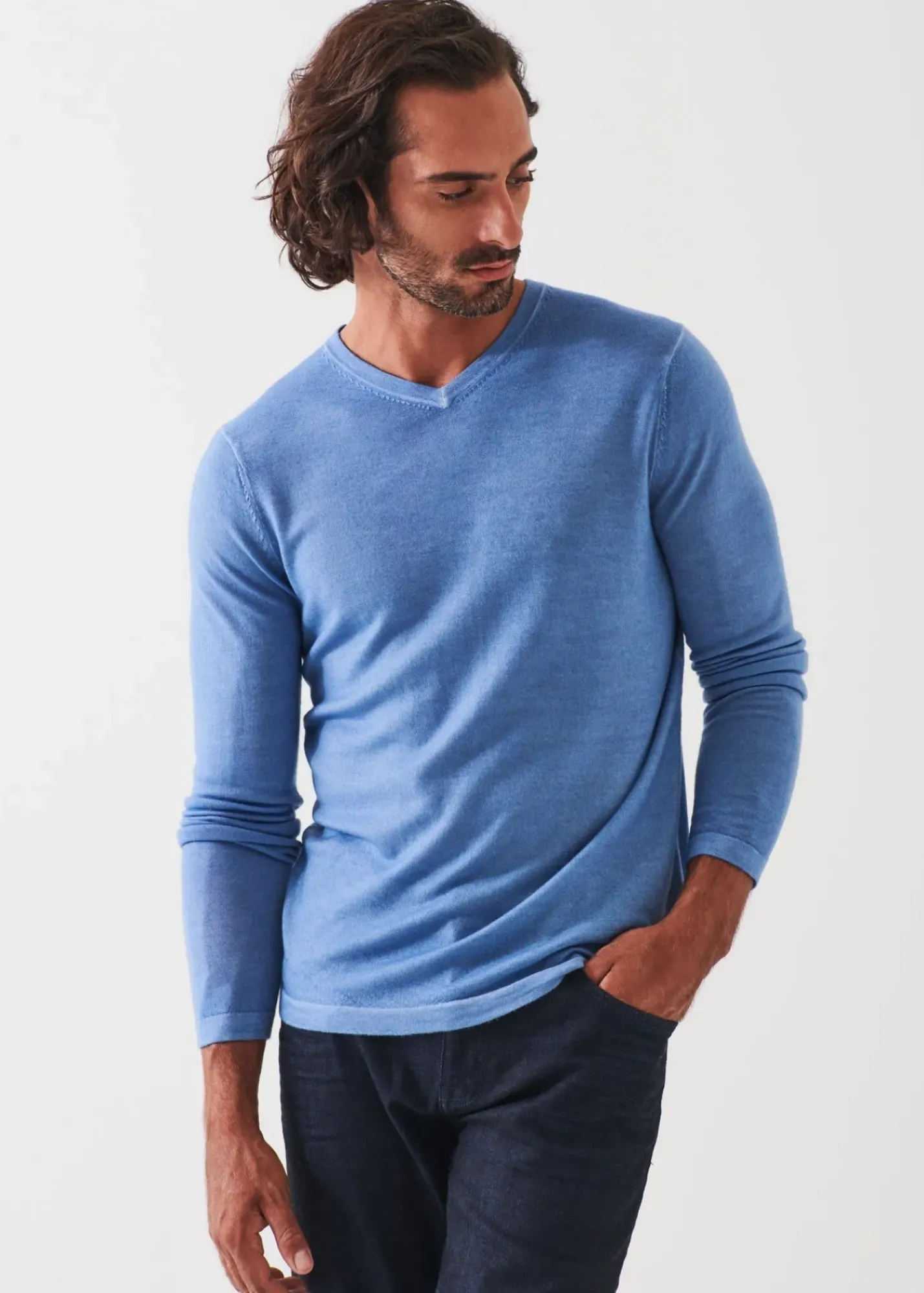 PATRICK ASSARAF Extra-Fine Merino Vintage Wash V-Neck|Men Knitwear