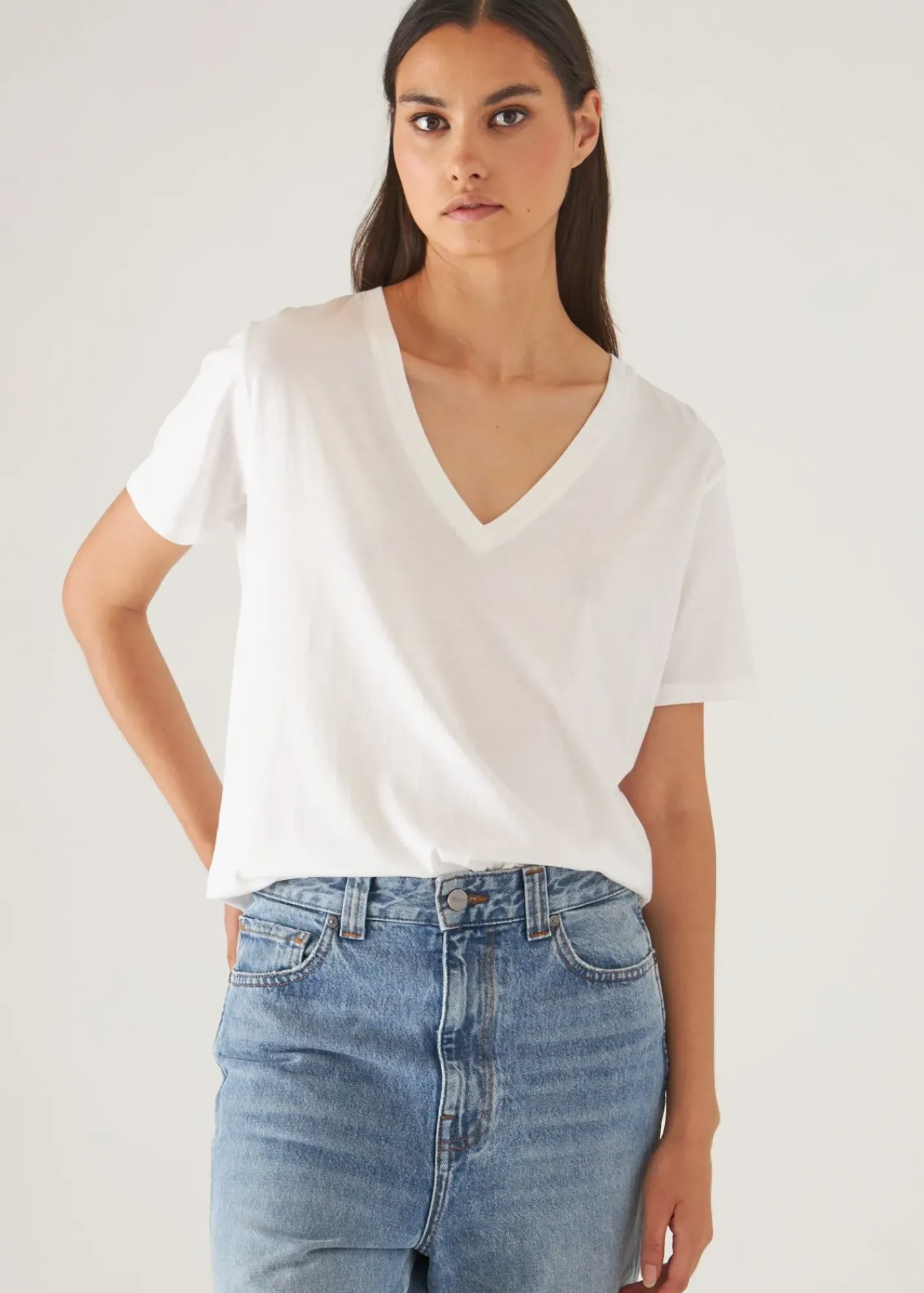 PATRICK ASSARAF Lightweight Pima Cotton Boyfriend V-Neck T-Shirt|Women T-Shirts