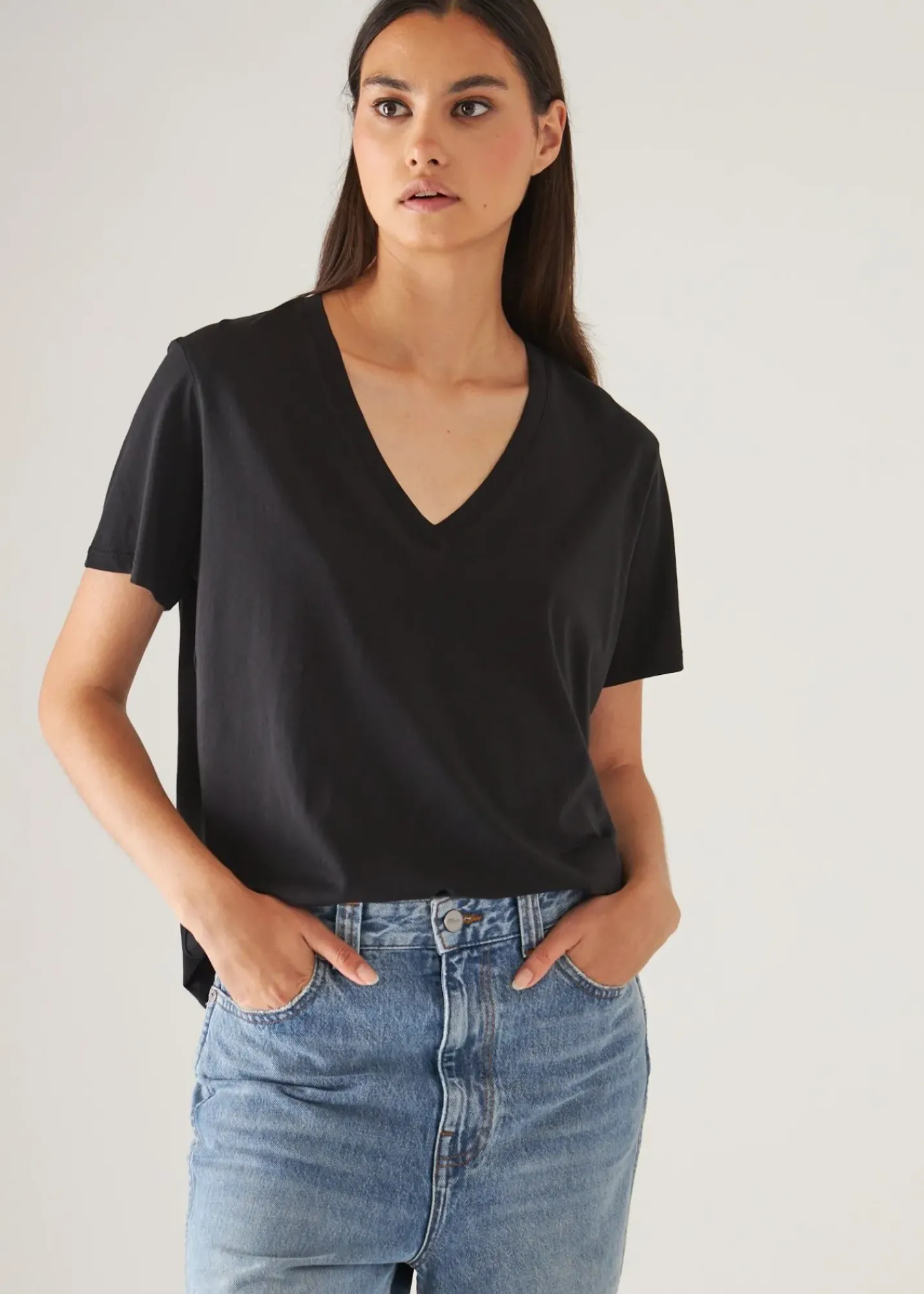 PATRICK ASSARAF Lightweight Pima Cotton Boyfriend V-Neck T-Shirt|Women T-Shirts
