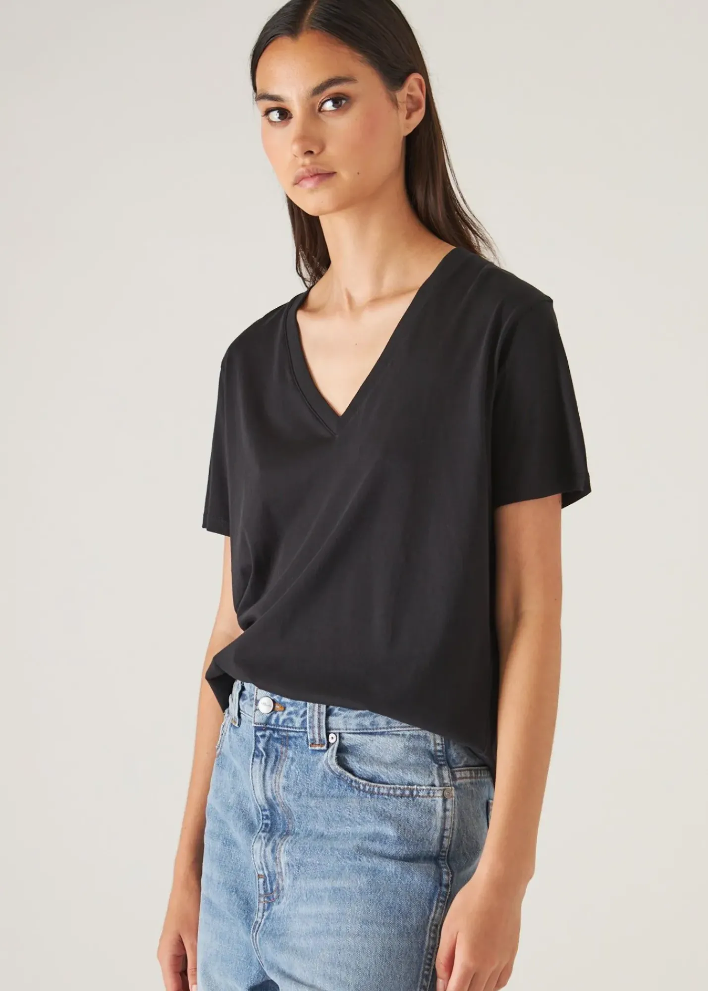 PATRICK ASSARAF Lightweight Pima Cotton Boyfriend V-Neck T-Shirt|Women T-Shirts