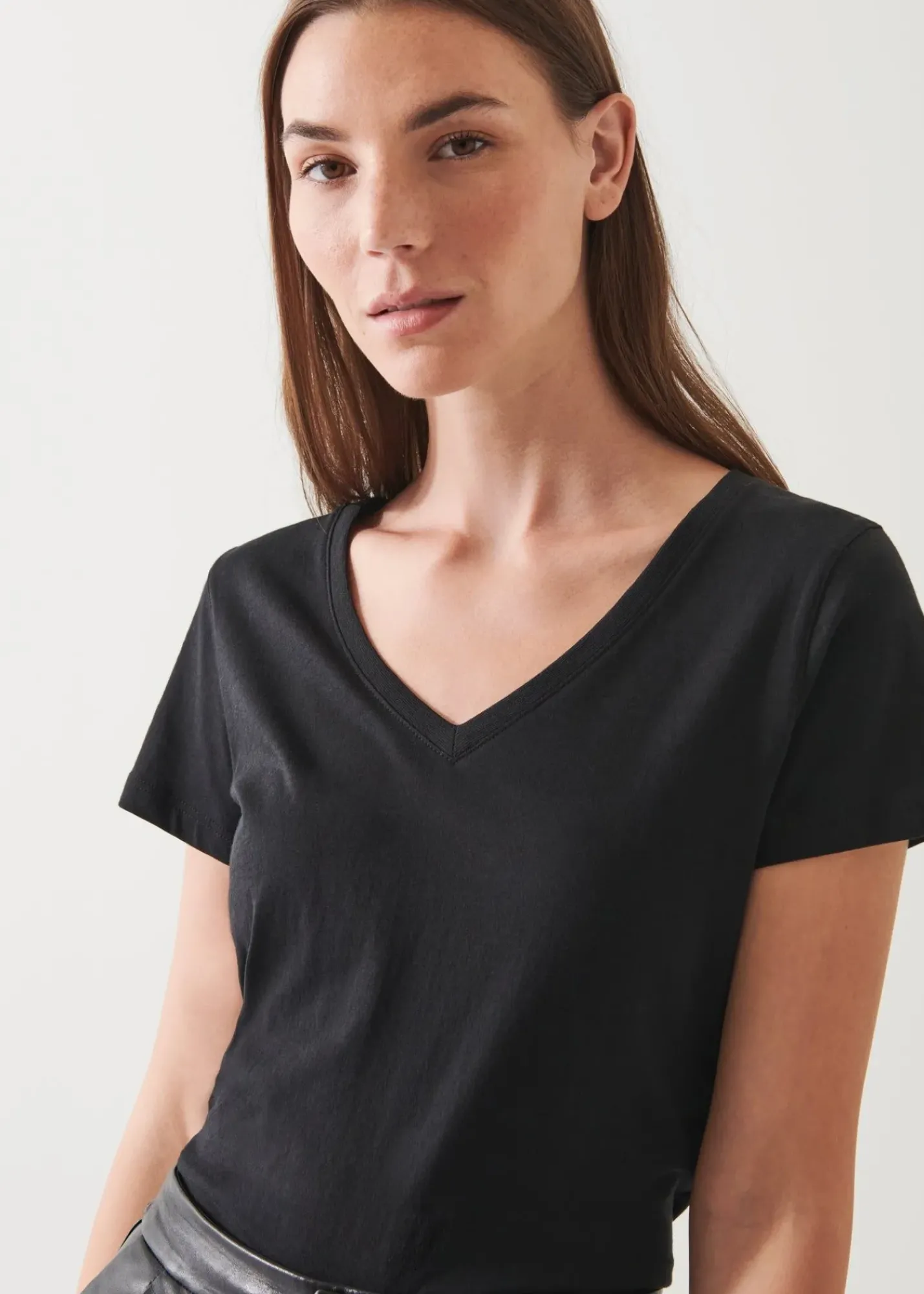 PATRICK ASSARAF Lightweight Pima Cotton V-Neck|Women T-Shirts