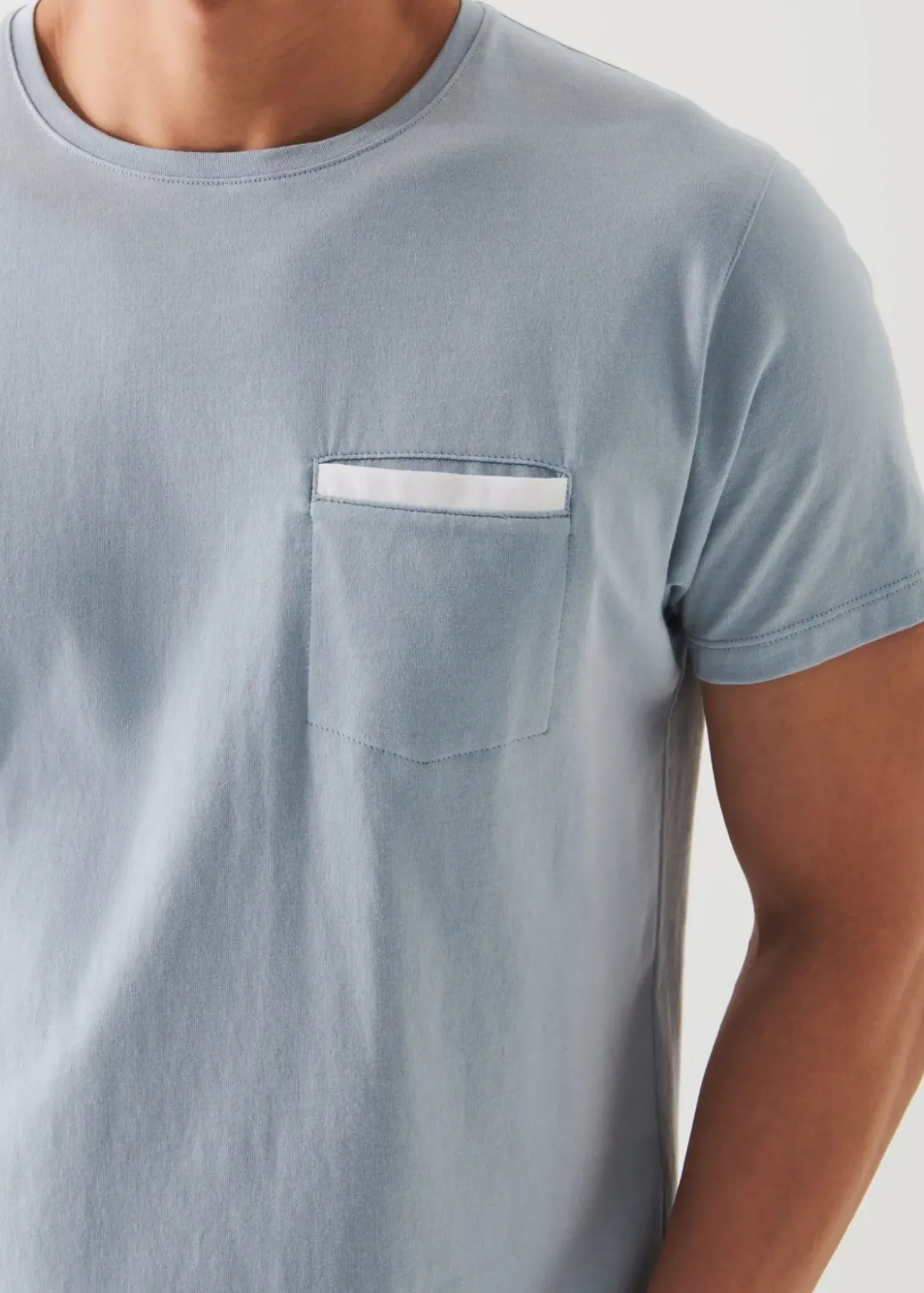 PATRICK ASSARAF Pima Cotton Stretch Pocket T-Shirt|Men T-Shirts
