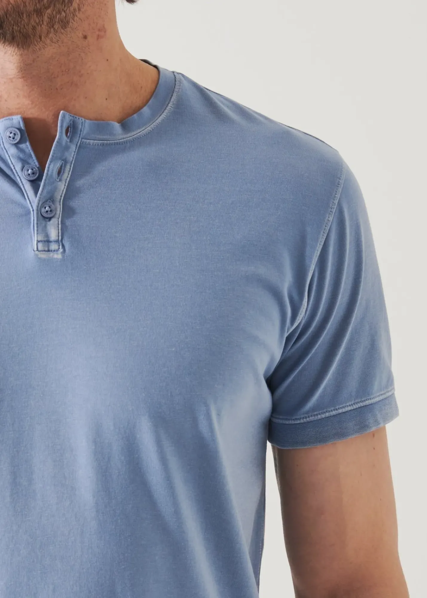 PATRICK ASSARAF Pima Cotton Stretch Vintage Wash Henley T-Shirt|Men T-Shirts