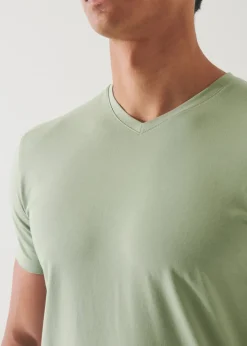 PATRICK ASSARAF Pima Cotton Stretch V-Neck T-Shirt|Men T-Shirts