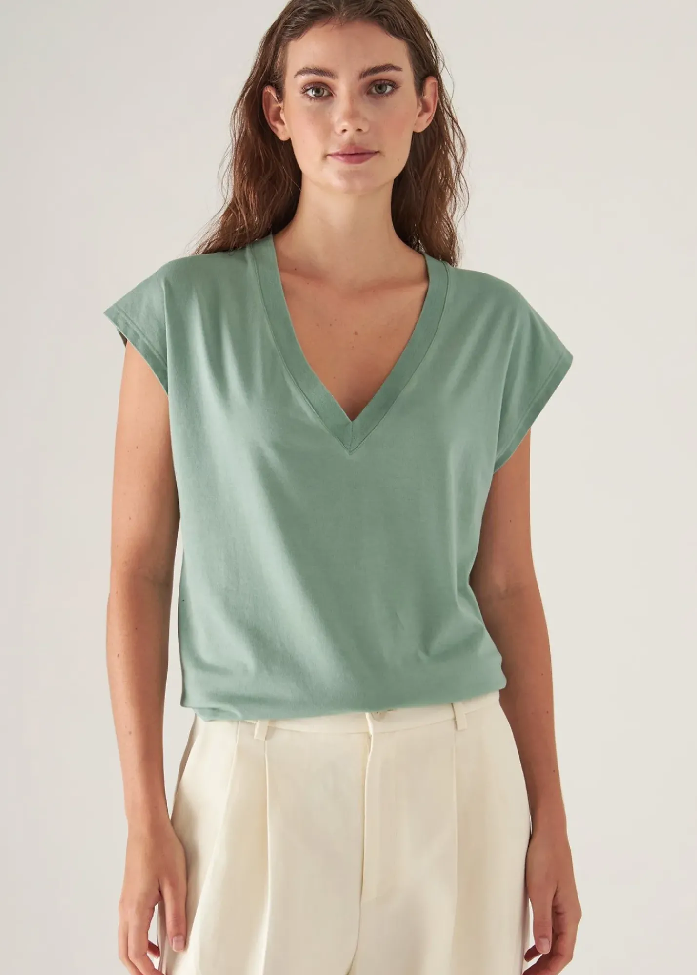 PATRICK ASSARAF Sublime Reactive Pima Cotton Stretch Dolman V-Neck|Women T-Shirts
